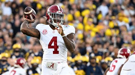 2025 NFL draft predictions: Top picks, QB sleepers, risers.